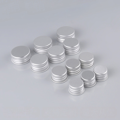 18mm 20mmの24mm化粧品のビンの王冠は非アルミニウムびんのふたをこぼす