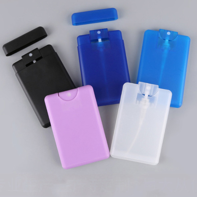20Ml 30MLの香水の白く黒いピンクの青のためのプラスチック クレジット カードのスプレーヤー