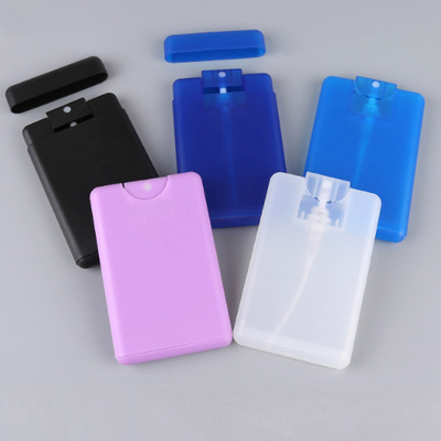 20Ml 30MLの香水の白く黒いピンクの青のためのプラスチック クレジット カードのスプレーヤー